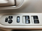電動格納ミラー、パワーウインドウ