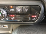 【シートヒーター】スイッチを押せば、座面と背もたれで体を温めてくれます♪