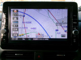 日産純正ナビ装着。操作しやすいので毎日のお出かけも安心。