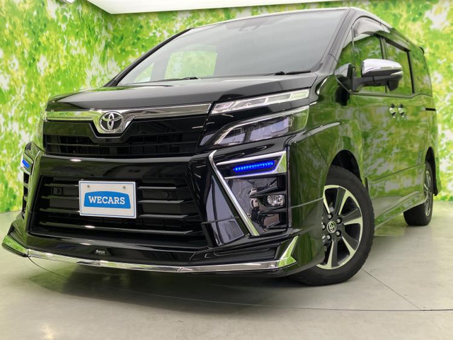 ヴォクシー2.0 ZS 煌III 4WD