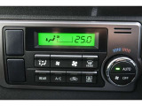 【オートエアコン】温度だけ設定すれば後は車におまかせ♪