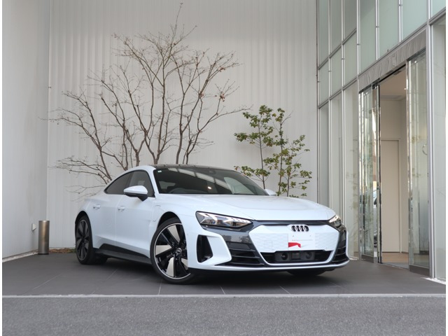 e-tron GT クワトロ4WD