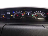 とっても見やすいメーターです。夜間時はラグジュアリーな気分にさせてくれる照明が魅力ですので、夜のドライブも楽しみになりますよ♪