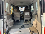 車いす1脚タイプになります。