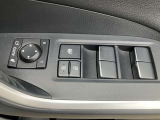全席パワーウインドです。ドアミラーの格納調整も行えます!