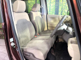運転席シート廻りは使用感も少なく、良好な状態となっています。丁寧に使われていたことがよくわかりますね。