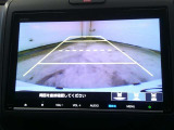 バックガイドモニター付いております!車庫入れの際にあると役立ちますよ♪