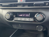 【 オートエアコン 】車内温度を感知して自動で温度調整をしてくれるのでいつでも快適な車内空間を創り上げます!