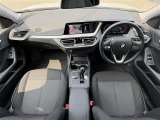 ◆LIBERALAは、輸入車選びの新たなスタイルを提案するインポート・セレクト・ブランドです。オーナー様となる方がクルマから直接感じる感性を第一にした、最良の一台との出会いをコーディネートいたします。