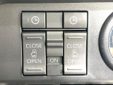 【両側パワースライドドア】スマートキーや運転席のスイッチで後席両側スライドドアの開閉が可能♪電動だから力を入れてドアを開ける必要が無く、小さなお子様でも簡単に開け閉めでき快適です♪