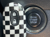 【 スマートキー・プッシュスタート 】鍵を挿さずにポケットに入れたまま鍵の開閉、エンジンの始動まで行えます。