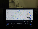 とても鮮明なモニターでルート案内も視覚ではっきりと確認していただけます。また、地図更新がご納車してから2年間無料となっております。