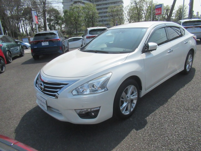 ティアナ 2.5 XV ナビAVMパッケージ 