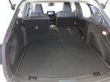 ワゴンならではの広々としたラゲージスペースを備えています。ライフスタイルに合わせていろいろな物を積み込めます!
