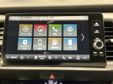 純正スマートナビ付きです!ホンダコネクト対応、フルセグTV視聴、Bluetooth・ミュージックプレーヤー接続可能です!