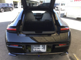 テールゲート式の荷室は開口部が広く、荷物の出し入れがとてもスムーズ。  日常のお買い物はもちろん、普段使いに十分な収納スペースを確保しています。