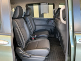 2列目シートも広々としていて、座りやすいです。