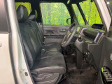 運転席シート廻りは使用感も少なく、良好な状態となっています。丁寧に使われていたことがよくわかりますね。