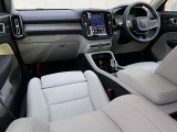 XC40 ウルトラ B4 AWD 4WD 