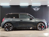 【MINI認定中古車】MINIのご購入はぜひMINI正規ディーラーで!メーカー基準の納車前点検整備を全車実施。規定整備を実施された車両にのみ付帯出来る全国保証。