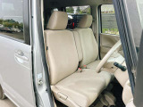 お客様のご予算帯に合わせたお車を常時100台以上取り揃えています!当社のスタッフがお客様のお車選びをしっかりサポートしご提案させていただきます!