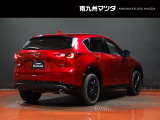【CX-5】上質感と精悍さを兼ね備え、ワイド感を強調した意匠。オールラウンドな機能美と品格、洗練されたデザイン。