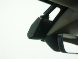 ◆ドライブレコーダー◆映像・音声などを記録する自動車用の装置です。 もしもの事故の際の記録はもちろん、旅行の際の思い出としてドライブの映像を楽しむことができます。