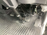 ペダル関係は、へたりなどはなく綺麗な状態です!