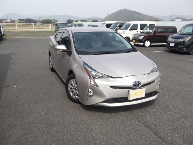 プリウス 1.8 S セーフティ プラス 