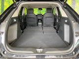 普段のお買い物や通勤、送迎等に十分な荷室スペースを確保しております。セカンドシートを倒すと、大きな荷物の積載も可能です♪
