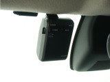 ◆ドライブレコーダー◆映像・音声などを記録する自動車用の装置です。 もしもの事故の際の記録はもちろん、旅行の際の思い出としてドライブの映像を楽しむことができます。