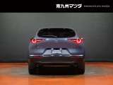 【ボディカラー:ポリメタルグレーメタリック】樹脂と金属の複合をイメージした質感です。見る角度によって濃淡が変化し、光の当たり方によってグレーや青みがかって見えるカラーです。