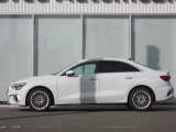 A3セダン 30 TFSI アドバンスド 
