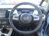 握りやすい大きなハンドルで運転しやすいです♪