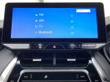ブルートゥースに接続することにより、スマホに入ったお気に入りの音楽を車内で楽しむことができます♪あると本当に便利な機能になっています!