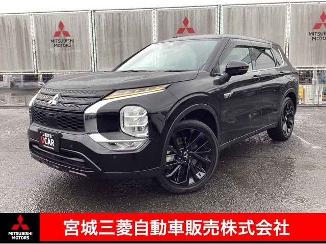 アウトランダー PHEV 2.4 ブラック エディション 4WD 