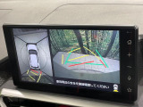 【パノラマモニター】専用のカメラにより、上から見下ろしたような視点で360度クルマの周囲を確認することができます☆死角部分も確認しやすく、狭い場所での切り返しや駐車もスムーズに行えます。
