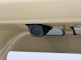 ナビゲーション等を装着した場合にバックするとき後方の安全確認ができるバックカメラが付いてます