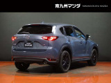 【CX-5】上質感と精悍さを兼ね備え、ワイド感を強調した意匠。オールラウンドな機能美と品格、洗練されたデザイン。