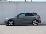 A1スポーツバック 25 TFSI Sライン 