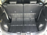 トランクスペースもこちらでご確認ください!深さもあって荷物もしっかり収納できますよ☆目隠し用のトノカバーは取り外し可能です
