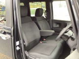 フロントシートはシートヒーター装備です!