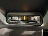 いまや快適なカーライフに欠かせないETCが付いています。