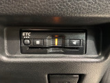 いまや快適なカーライフに欠かせないETCが付いています。
