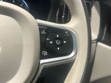 また、オーディオのボリュームとチャンネルもステアリングで操作が可能です。