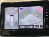 【アラウンドビューモニター】車を上から見下ろしているかのような映像で周囲の状況がひと目で確認、狭い駐車場に駐車するときも安心です♪