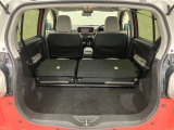 簡単に収納できる後部座席!大空間が出現します!シートアレンジが多彩な点も特徴です!レジャー用品も積み込めます!