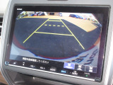 バックをするとき自動でリアの様子が映る『リアカメラ』付き!ナビ画面で確認しながらバックができますから安心ですね。でも、目視も大切ですよ!安全第一でお願いします!