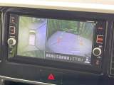 【アラウンドビューモニター】専用のカメラにより、上から見下ろしたような視点で360度クルマの周囲を確認することができます☆死角部分も確認しやすく、狭い場所での切り返しや駐車もスムーズに行えます。