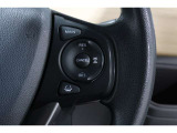 Hondaセンシングの機能のひとつ、アダプティブクルーズコントロール付!アクセルから足を離しても設定したスピードと前車との車間を保ち走行してくれます!車線維持もアシスト☆高速道路で疲労軽減ですね☆